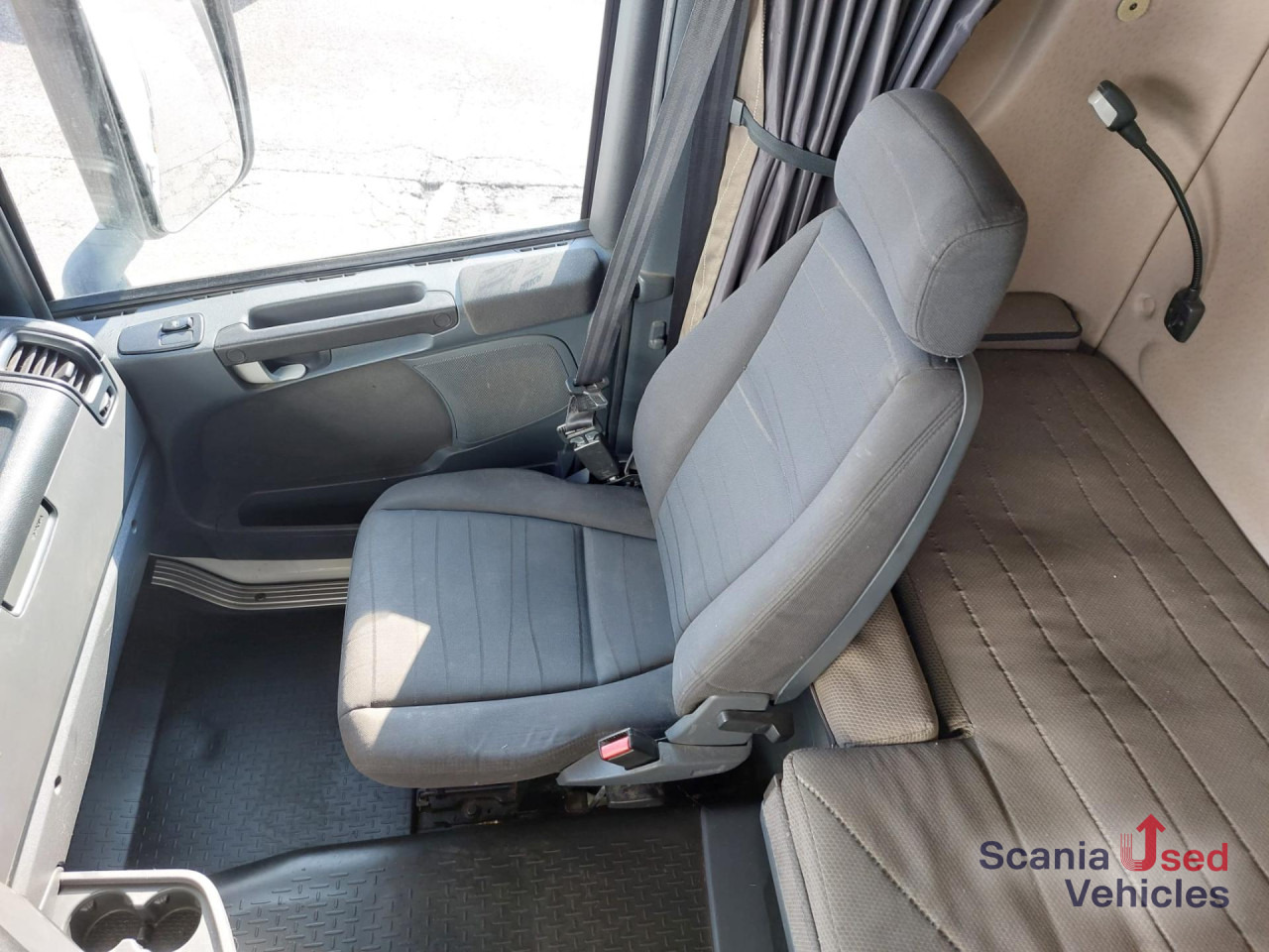 SCANIA R 440 LA4x2MNA E6 Topline - Sattelzugmaschine: das Bild 4 SCANIA R 440 LA4x2MNA E6 Topline - Sattelzugmaschine: das Bild 4