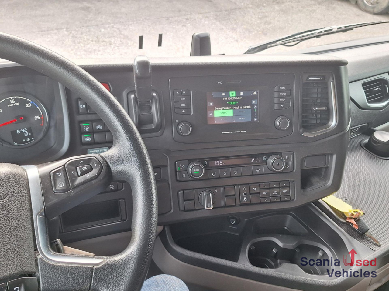 SCANIA R 450 A4x2NA 4-Balg Prod. 2019 SMART 2 ! - Sattelzugmaschine: das Bild 4 SCANIA R 450 A4x2NA 4-Balg Prod. 2019 SMART 2 ! - Sattelzugmaschine: das Bild 4