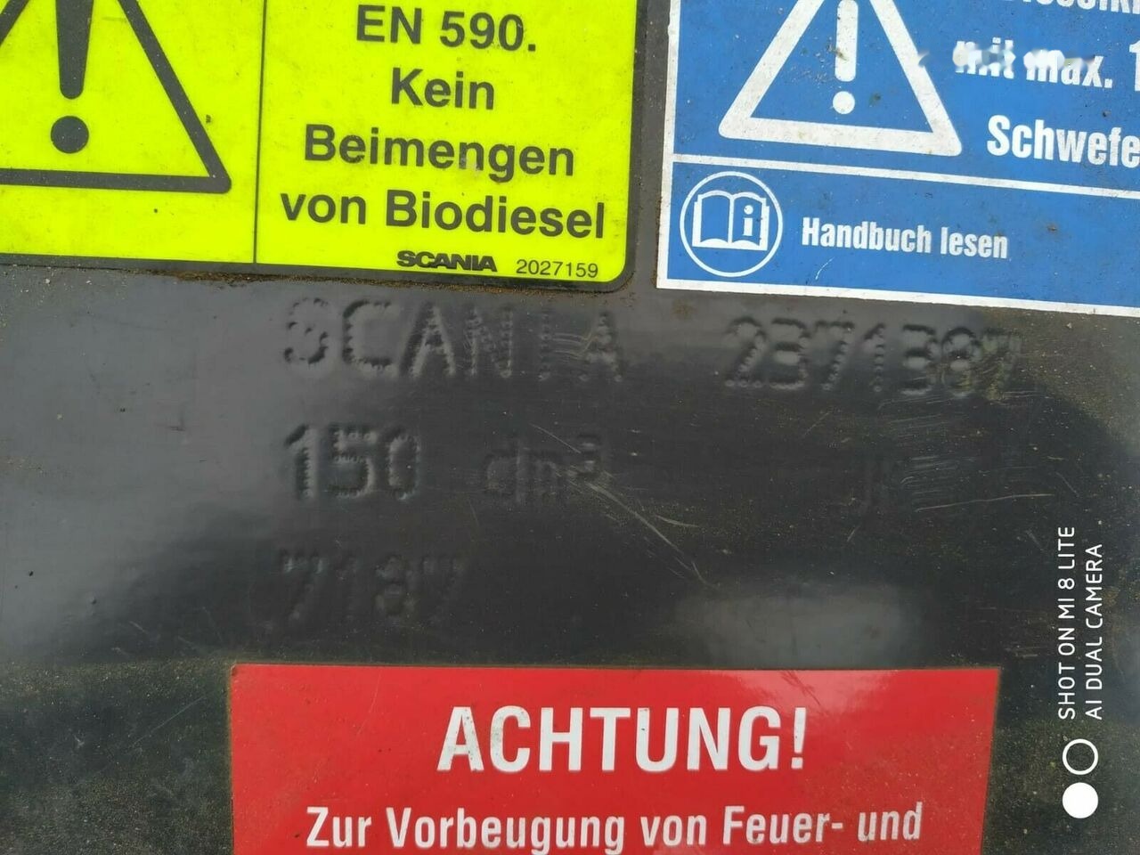 Scania 2371387 Scania truck - Kraftstofftank für LKW: das Bild 2 Scania 2371387 Scania truck - Kraftstofftank für LKW: das Bild 2