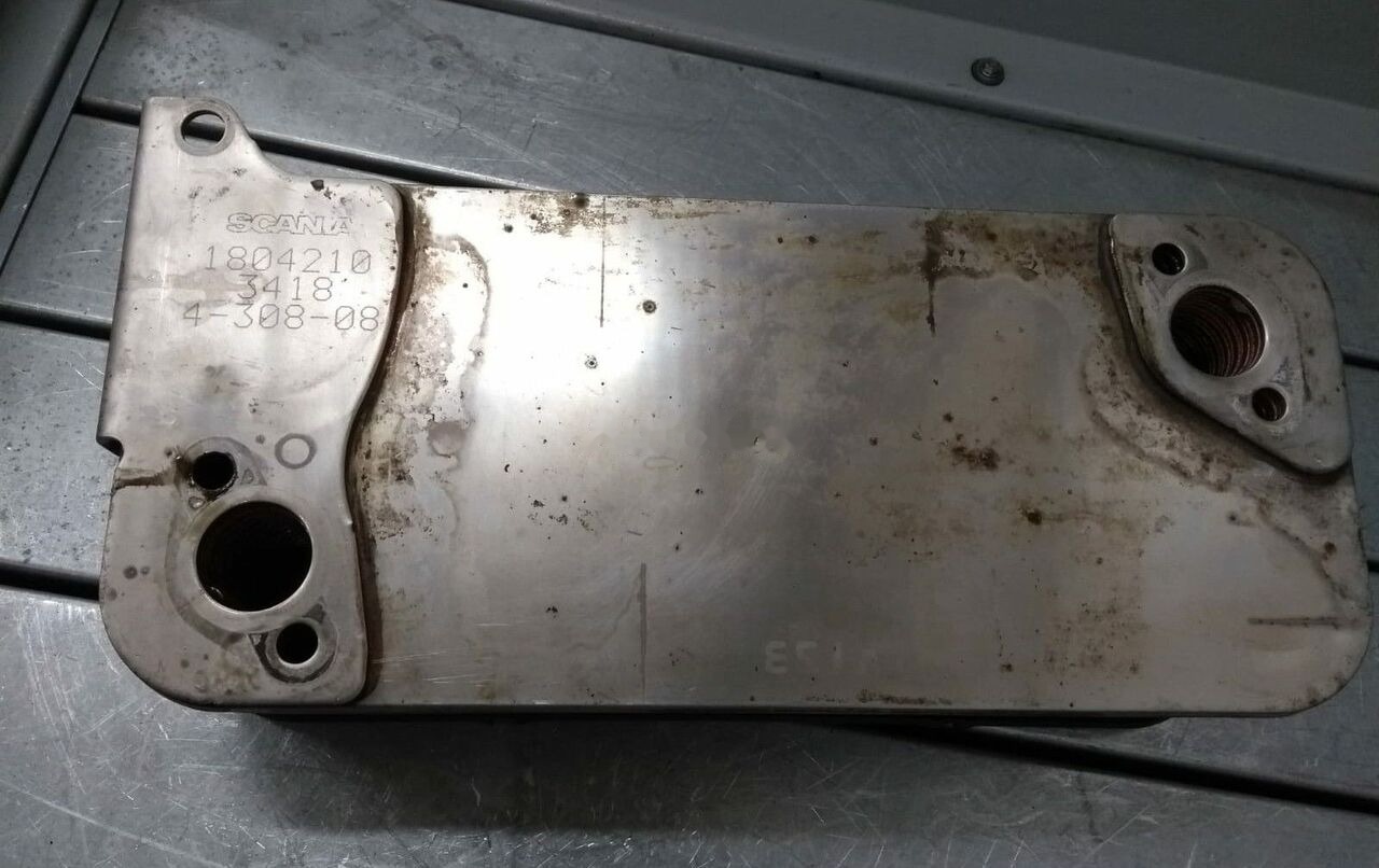 Scania RETARDER , OLD AND NEW TYPE 1804210, 2155059 - Ölkühler für LKW: das Bild 4 Scania RETARDER , OLD AND NEW TYPE 1804210, 2155059 - Ölkühler für LKW: das Bild 4