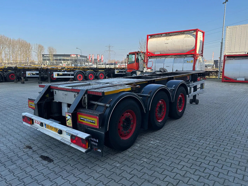 Burg 20FT + 20FT SWAP ADR (EX/II, EX/III, FL, AT) Chassis, empty weight: 3.690kg, SAF INTRADISC, 2x Liftaxle, NL-chassis, APK/ADR: 08 - Container/ Wechselfahrgestell Auflieger: das Bild 3 Burg 20FT + 20FT SWAP ADR (EX/II, EX/III, FL, AT) Chassis, empty weight: 3.690kg, SAF INTRADISC, 2x Liftaxle, NL-chassis, APK/ADR: 08 - Container/ Wechselfahrgestell Auflieger: das Bild 3