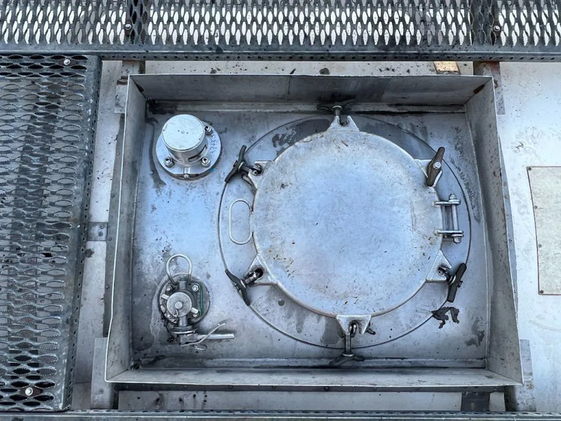 Lagertank Für die Beförderung von Chemikalien CPV 31.360L, steam heating, UN PORTABLE, T11, 5Y+CSC insp.: 02/2026: das Bild 16
