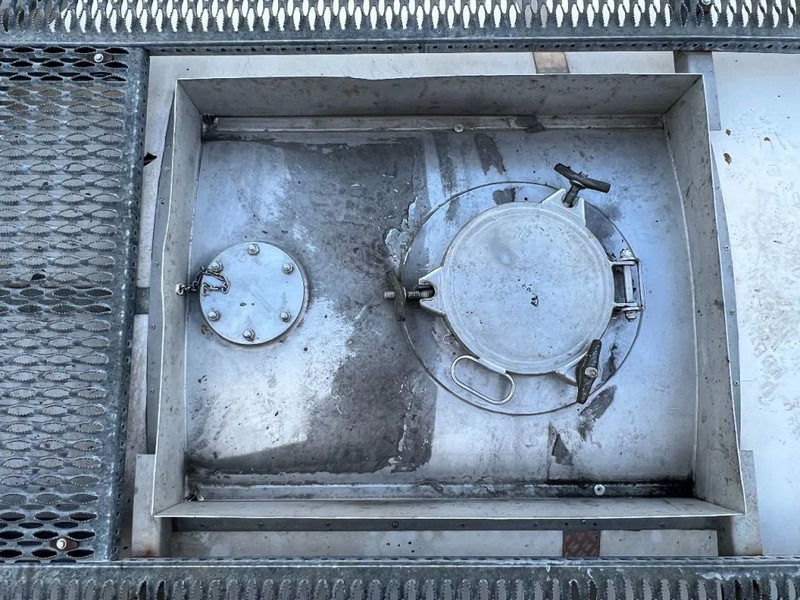 Lagertank Für die Beförderung von Chemikalien CPV 31.360L, steam heating, UN PORTABLE, T11, 5Y+CSC insp.: 02/2026: das Bild 15