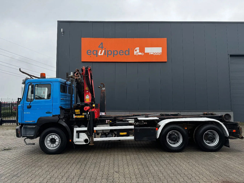 MAN FE 410A, 6x4, EURO 2, Palfinger PK17000 Crane + VDL HOOK, full spring, manual gearbox, MOT 9/2025 - Abrollkipper, Autokran: das Bild 4 MAN FE 410A, 6x4, EURO 2, Palfinger PK17000 Crane + VDL HOOK, full spring, manual gearbox, MOT 9/2025 - Abrollkipper, Autokran: das Bild 4