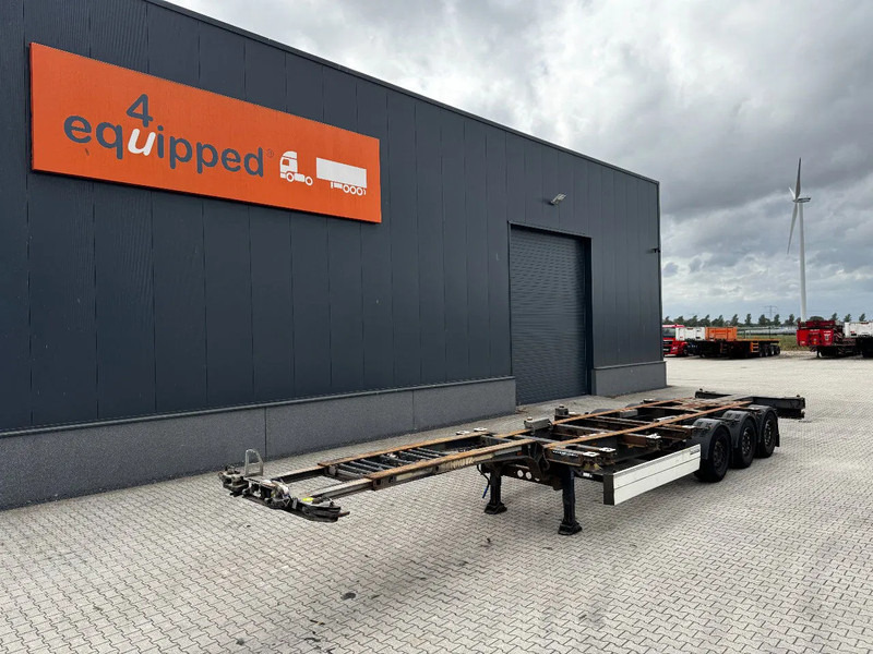 Schmitz Cargobull 45FT HC, Scheibebremsen, vorne + hinten + Stoßstange ausziehbar, NL-Chassis, Liftachse - Container/ Wechselfahrgestell Auflieger: das Bild 1 Schmitz Cargobull 45FT HC, Scheibebremsen, vorne + hinten + Stoßstange ausziehbar, NL-Chassis, Liftachse - Container/ Wechselfahrgestell Auflieger: das Bild 1