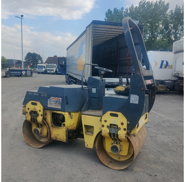 Bomag BW-100-AD3 - Walzen: das Bild 4 Bomag BW-100-AD3 - Walzen: das Bild 4