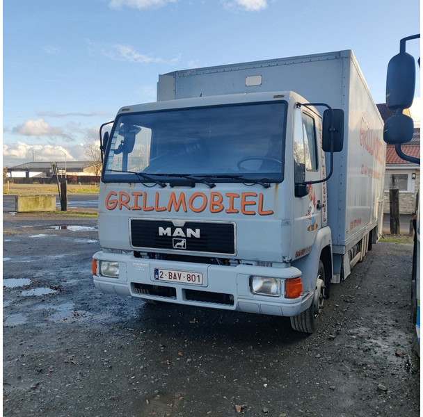 MAN 26.372 - Koffer LKW: das Bild 3 MAN 26.372 - Koffer LKW: das Bild 3