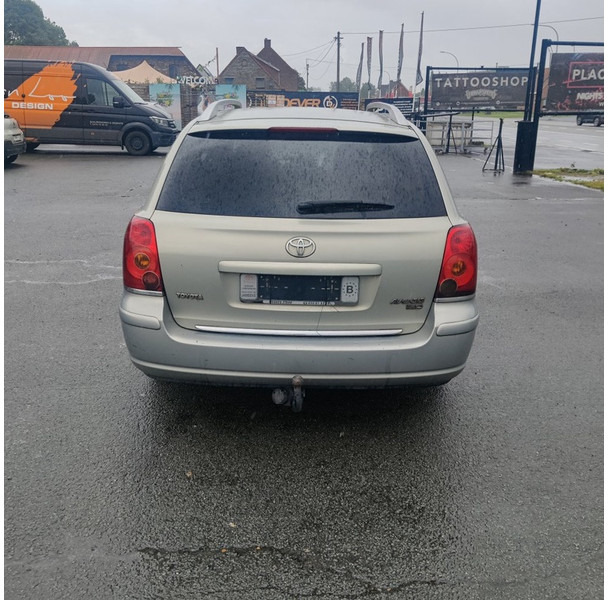 Toyota Avensis - PKW: das Bild 5 Toyota Avensis - PKW: das Bild 5