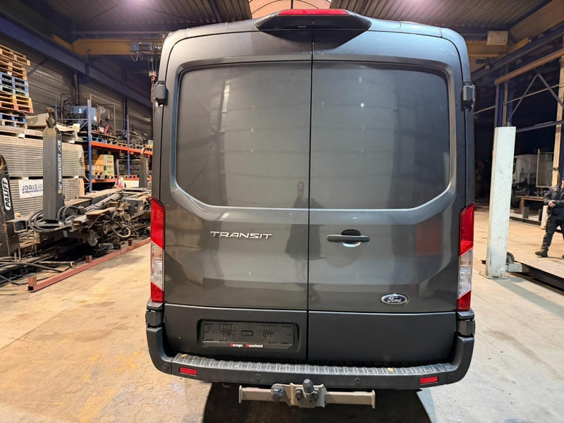 Ford Transit 350 L2H2 TREND - AUTO - CAMERA - NAVI - PDC - A/C - 2.0 D - 170HP - *NEW CONDITION / WIE NEU* - GREY METALLIC - Kastenwagen: das Bild 5 Ford Transit 350 L2H2 TREND - AUTO - CAMERA - NAVI - PDC - A/C - 2.0 D - 170HP - *NEW CONDITION / WIE NEU* - GREY METALLIC - Kastenwagen: das Bild 5