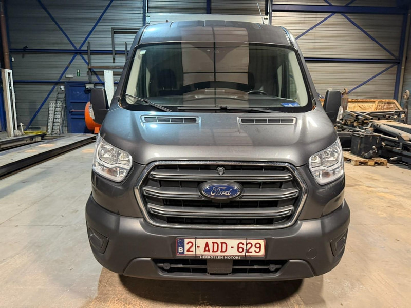 Ford Transit 350 L2H2 TREND - AUTO - CAMERA - NAVI - PDC - A/C - 2.0 D - 170HP - *NEW CONDITION / WIE NEU* - GREY METALLIC - Kastenwagen: das Bild 2 Ford Transit 350 L2H2 TREND - AUTO - CAMERA - NAVI - PDC - A/C - 2.0 D - 170HP - *NEW CONDITION / WIE NEU* - GREY METALLIC - Kastenwagen: das Bild 2