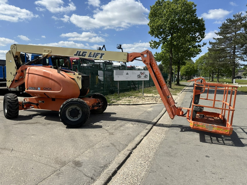 JLG 600AJ 4x4x4 - 20m - 230kg - DIESEL - BE MACHINE - Arbeitsbühne: das Bild 5 JLG 600AJ 4x4x4 - 20m - 230kg - DIESEL - BE MACHINE - Arbeitsbühne: das Bild 5