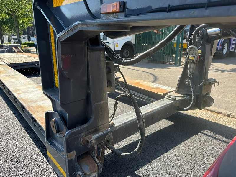 Tieflader Auflieger Kässbohrer LB2 48T - LOWBED - TIEFBETT / REMOVABLE NECK - ABNEHMBARE SCHWANENHALS - HYDR STEERING AXLES / LENKACHSEN - BPW: das Bild 14 Tieflader Auflieger Kässbohrer LB2 48T - LOWBED - TIEFBETT / REMOVABLE NECK - ABNEHMBARE SCHWANENHALS - HYDR STEERING AXLES / LENKACHSEN - BPW: das Bild 14