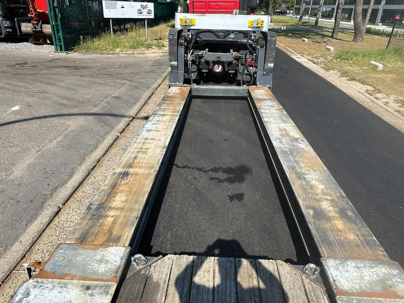 Tieflader Auflieger Kässbohrer LB2 48T - LOWBED - TIEFBETT / REMOVABLE NECK - ABNEHMBARE SCHWANENHALS - HYDR STEERING AXLES / LENKACHSEN - BPW: das Bild 8 Tieflader Auflieger Kässbohrer LB2 48T - LOWBED - TIEFBETT / REMOVABLE NECK - ABNEHMBARE SCHWANENHALS - HYDR STEERING AXLES / LENKACHSEN - BPW: das Bild 8