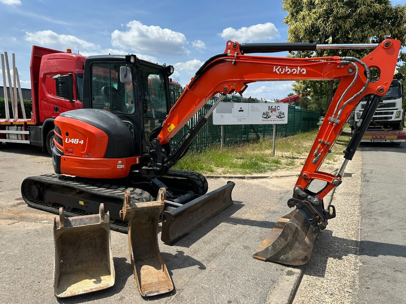 Kubota U48-4 FULL HYDR FUNCTIONS - *2300h* - BLADE - A/C - 3 BUCKETS - QUICK HITCH - BE MACHINE - Minibagger: das Bild 1 Kubota U48-4 FULL HYDR FUNCTIONS - *2300h* - BLADE - A/C - 3 BUCKETS - QUICK HITCH - BE MACHINE - Minibagger: das Bild 1