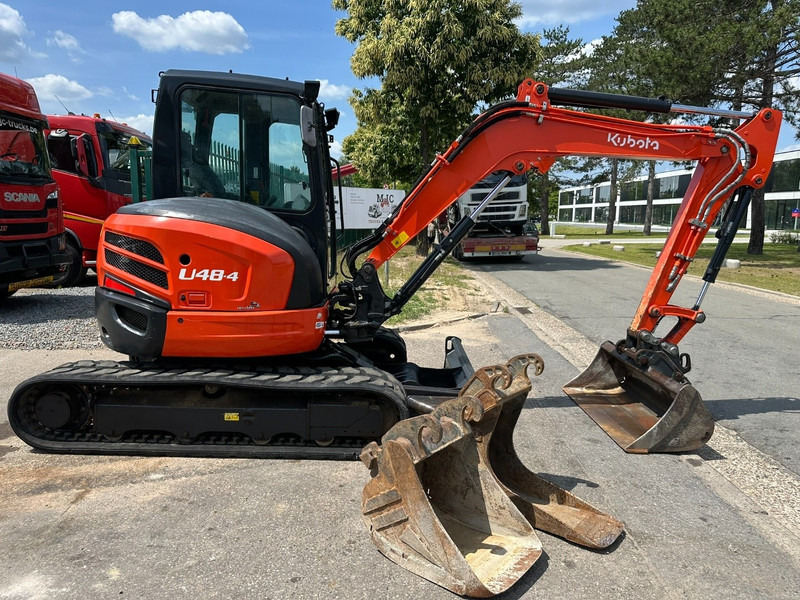 Kubota U48-4 FULL HYDR FUNCTIONS - *2300h* - BLADE - A/C - 3 BUCKETS - QUICK HITCH - BE MACHINE - Minibagger: das Bild 5 Kubota U48-4 FULL HYDR FUNCTIONS - *2300h* - BLADE - A/C - 3 BUCKETS - QUICK HITCH - BE MACHINE - Minibagger: das Bild 5