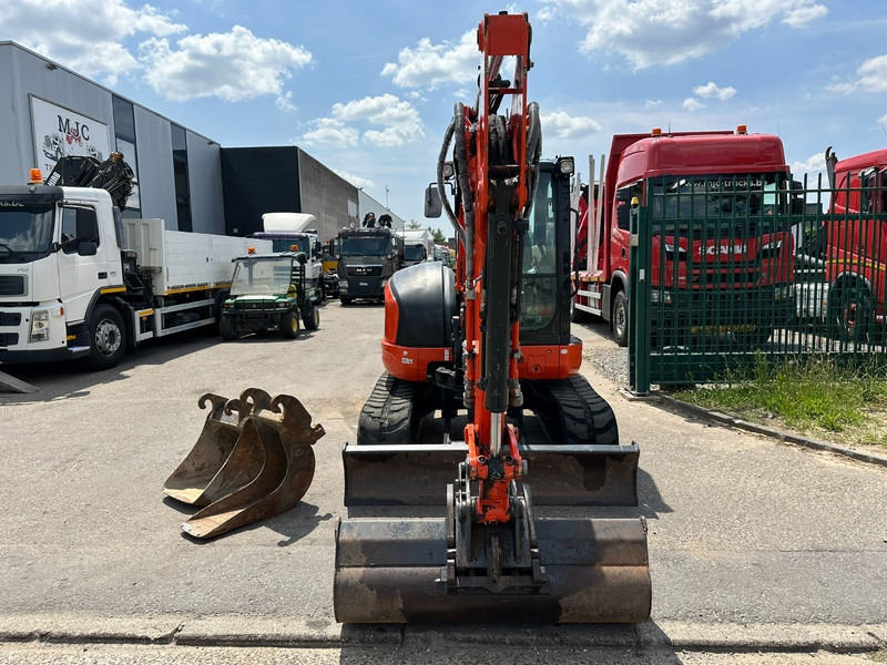 Kubota U48-4 FULL HYDR FUNCTIONS - *2300h* - BLADE - A/C - 3 BUCKETS - QUICK HITCH - BE MACHINE - Minibagger: das Bild 2 Kubota U48-4 FULL HYDR FUNCTIONS - *2300h* - BLADE - A/C - 3 BUCKETS - QUICK HITCH - BE MACHINE - Minibagger: das Bild 2