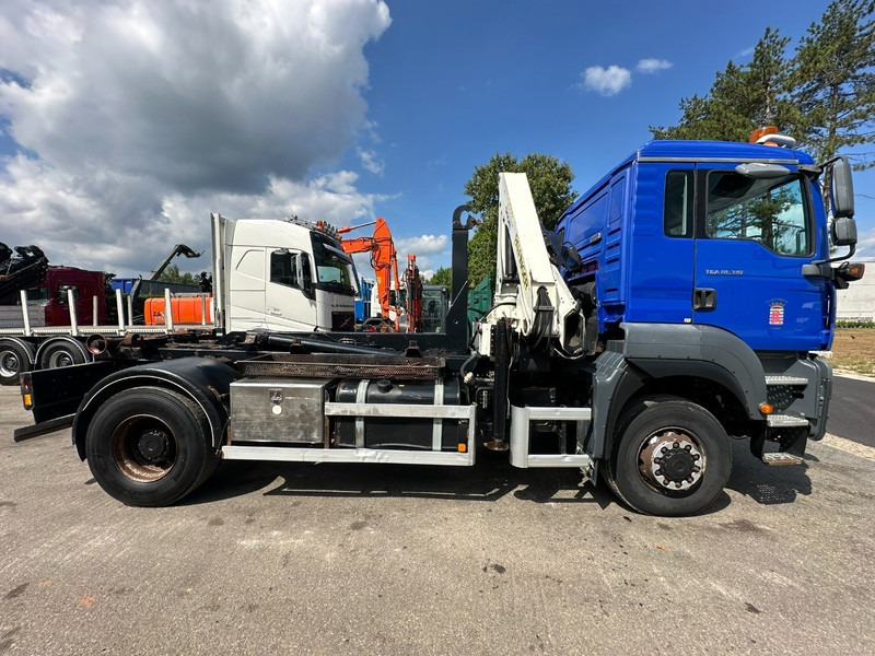 MAN TGA 18.310 4x4 HOOKLIFT + CRANE PALFINGER PK12000 - RADIO - ROTATOR - STEEL SPRING / HUB REDUCTION - MANUAL ZF - BE TRUCK - Abrollkipper, Autokran: das Bild 4 MAN TGA 18.310 4x4 HOOKLIFT + CRANE PALFINGER PK12000 - RADIO - ROTATOR - STEEL SPRING / HUB REDUCTION - MANUAL ZF - BE TRUCK - Abrollkipper, Autokran: das Bild 4