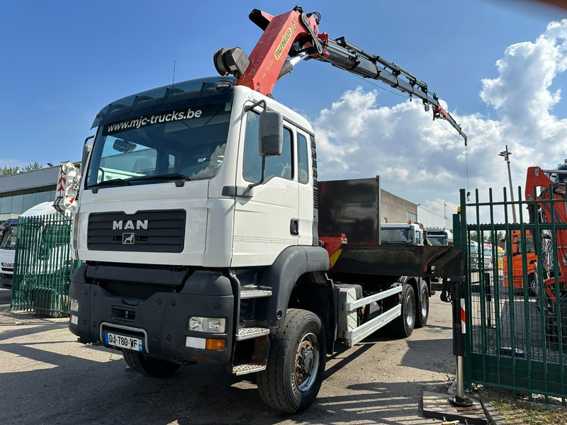 MAN TGA 33.350 6x6 PRITSCHE + (27.5m) KRAN PALFINGER PK36002 E 6x + JIB + WINCH - *184.000km* - MANUAL - EURO 3 - Pritsche LKW, Autokran: das Bild 5 MAN TGA 33.350 6x6 PRITSCHE + (27.5m) KRAN PALFINGER PK36002 E 6x + JIB + WINCH - *184.000km* - MANUAL - EURO 3 - Pritsche LKW, Autokran: das Bild 5