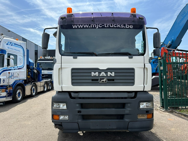MAN TGA 33.360 6x4 HOOKLIFT - MANUAL ZF - BIG AXLES HUB REDUCTION / STEEL SPRING - BE TRUCK - Abrollkipper: das Bild 2 MAN TGA 33.360 6x4 HOOKLIFT - MANUAL ZF - BIG AXLES HUB REDUCTION / STEEL SPRING - BE TRUCK - Abrollkipper: das Bild 2