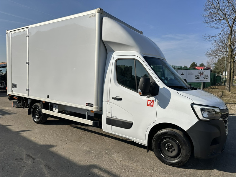 Renault MASTER 2.3 - 163HP - RED EDITION BAKWAGEN + LAADKLEP - 4m30 x 2m20 x 2m20 - CAMERA - NAVI - PACK COMFORT - BELG - Koffer Transporter: das Bild 1 Renault MASTER 2.3 - 163HP - RED EDITION BAKWAGEN + LAADKLEP - 4m30 x 2m20 x 2m20 - CAMERA - NAVI - PACK COMFORT - BELG - Koffer Transporter: das Bild 1