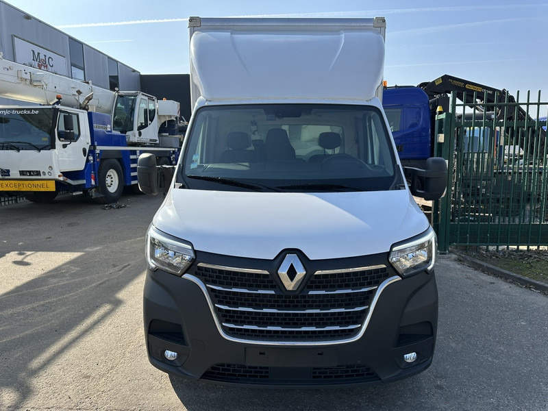 Renault MASTER 2.3 - 163HP - RED EDITION BAKWAGEN + LAADKLEP - 4m30 x 2m20 x 2m20 - CAMERA - NAVI - PACK COMFORT - BELG - Koffer Transporter: das Bild 2 Renault MASTER 2.3 - 163HP - RED EDITION BAKWAGEN + LAADKLEP - 4m30 x 2m20 x 2m20 - CAMERA - NAVI - PACK COMFORT - BELG - Koffer Transporter: das Bild 2