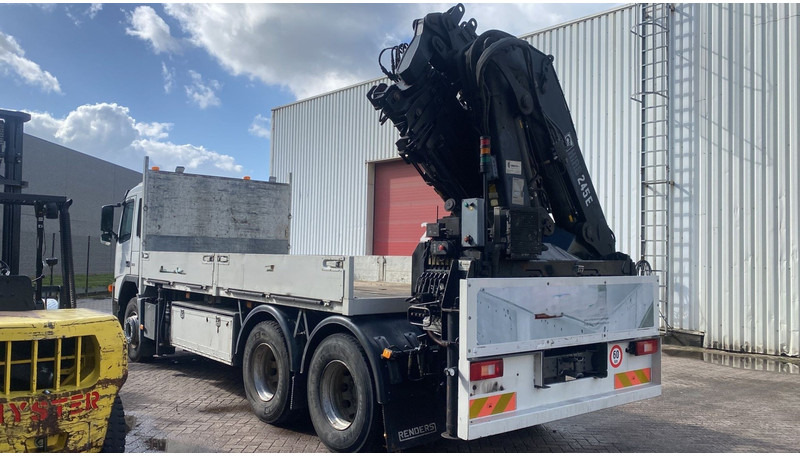 Volvo FM 300 6x4 + (25.8m!) CRANE HIAB 245 E-5 + JIB 65 X-3 + 2 ME - *228.000km* - MANUAL - A/C - EURO 3 - BELGIAN TRUCK - Autokran: das Bild 3 Volvo FM 300 6x4 + (25.8m!) CRANE HIAB 245 E-5 + JIB 65 X-3 + 2 ME - *228.000km* - MANUAL - A/C - EURO 3 - BELGIAN TRUCK - Autokran: das Bild 3