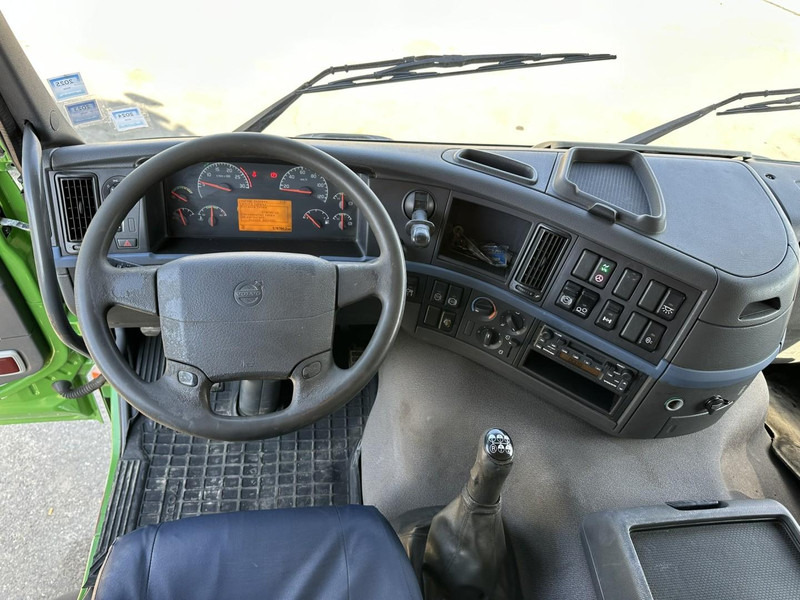 Fahrgestell LKW Volvo FM 340 8x2 CHASSIS (7m35) - LIFT+STEERING AXLE - MANUAL GEARBOX - EURO 3 - TÜV 05/2025 - BE TRUCK: das Bild 11