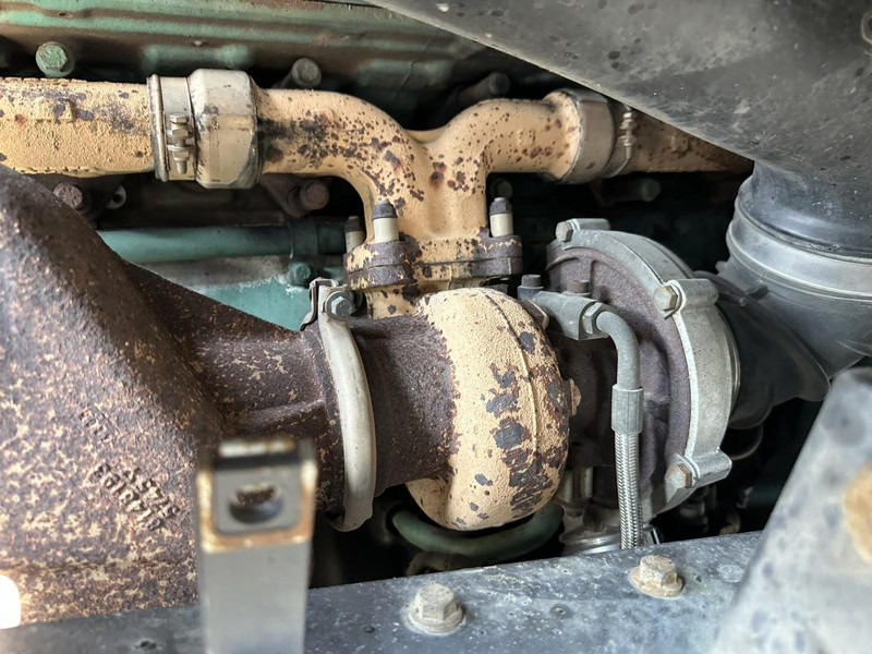 Fahrgestell LKW Volvo FM 340 8x2 CHASSIS (7m35) - LIFT+STEERING AXLE - MANUAL GEARBOX - EURO 3 - TÜV 05/2025 - BE TRUCK: das Bild 16