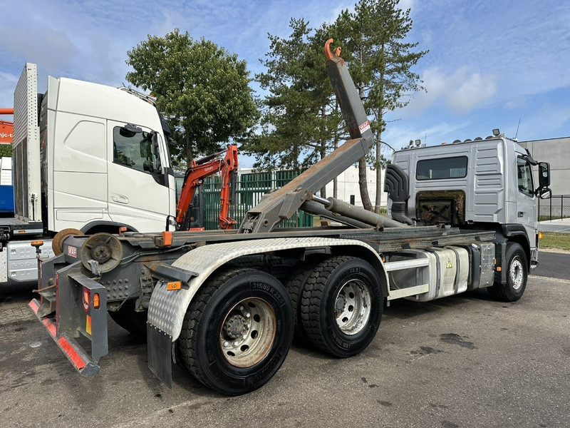 Volvo FM 400 6x4 HOOKLIFT / HAAKARM WAF 20T - EURO 5 - MANUAL - BLADVERING / STEEL SUSPENSION - TÜV 02/2026 - BE TRUCK - Abrollkipper: das Bild 4 Volvo FM 400 6x4 HOOKLIFT / HAAKARM WAF 20T - EURO 5 - MANUAL - BLADVERING / STEEL SUSPENSION - TÜV 02/2026 - BE TRUCK - Abrollkipper: das Bild 4