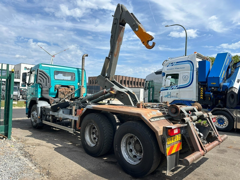 Volvo FM12-420 6x2 HOOKLIFT - MANUAL - EURO 3 - AIR SUSPENSION - 10 TIRES / DOUBLE WHEELS - FR TRUCK - Abrollkipper: das Bild 4 Volvo FM12-420 6x2 HOOKLIFT - MANUAL - EURO 3 - AIR SUSPENSION - 10 TIRES / DOUBLE WHEELS - FR TRUCK - Abrollkipper: das Bild 4