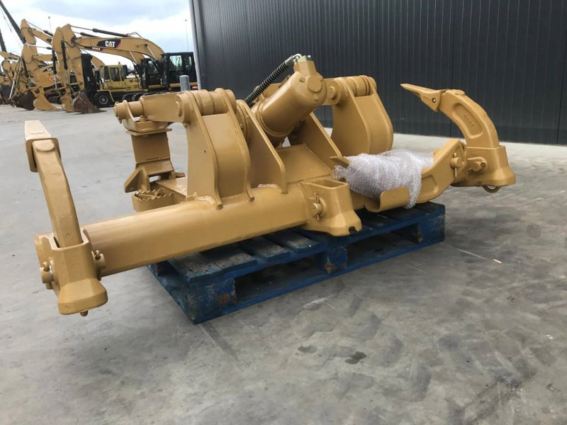 Cat D4 NG - Anbauteil für Baumaschine: das Bild 3 Cat D4 NG - Anbauteil für Baumaschine: das Bild 3