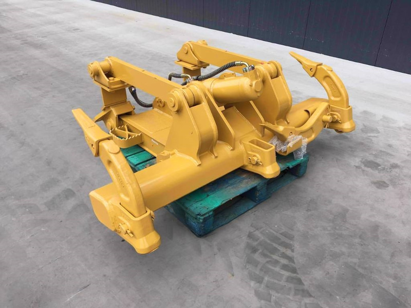 Cat D4 NG - Anbauteil für Baumaschine: das Bild 2 Cat D4 NG - Anbauteil für Baumaschine: das Bild 2