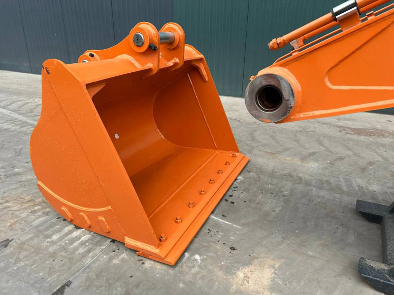 Hitachi ZX220 18m Set - Anbauteil für Baumaschine: das Bild 4 Hitachi ZX220 18m Set - Anbauteil für Baumaschine: das Bild 4