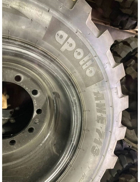 Apollo 1000 x 20 Set / 10.00 x 20: 4x2 Tyres - Felgen und Reifen für Baumaschine: das Bild 3 Apollo 1000 x 20 Set / 10.00 x 20: 4x2 Tyres - Felgen und Reifen für Baumaschine: das Bild 3