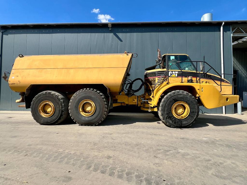 Knickgelenkter Dumper Cat 740 Water truck: das Bild 11