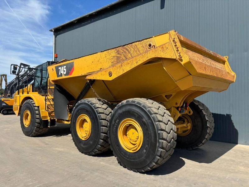 Cat 745 04A - Knickgelenkter Dumper: das Bild 2 Cat 745 04A - Knickgelenkter Dumper: das Bild 2