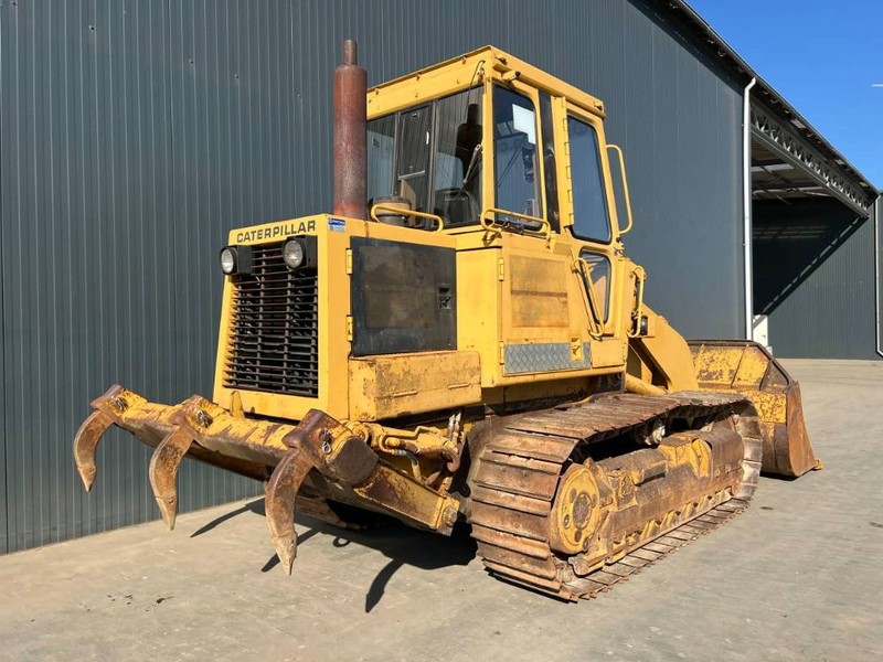 Cat 953 - Ripper - Laderaupe: das Bild 3 Cat 953 - Ripper - Laderaupe: das Bild 3