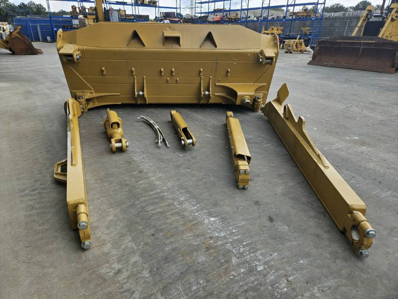 Cat D8R - Planierschild für Baumaschine: das Bild 5 Cat D8R - Planierschild für Baumaschine: das Bild 5