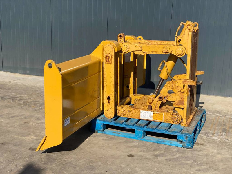 Cat Front Blade + Lift 12H / 120M / 120H / 140G / 140H - Planierschild für Baumaschine: das Bild 1 Cat Front Blade + Lift 12H / 120M / 120H / 140G / 140H - Planierschild für Baumaschine: das Bild 1