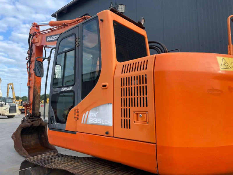 Kettenbagger Doosan DX235LCR: das Bild 11