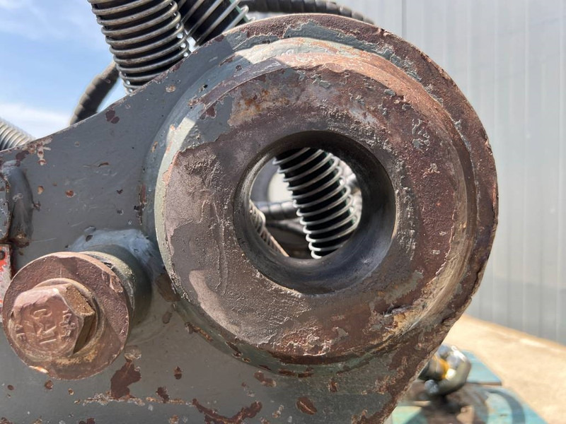 Schnellwechsler für Baumaschine OilQuick OQ70/55 - 323E: das Bild 11