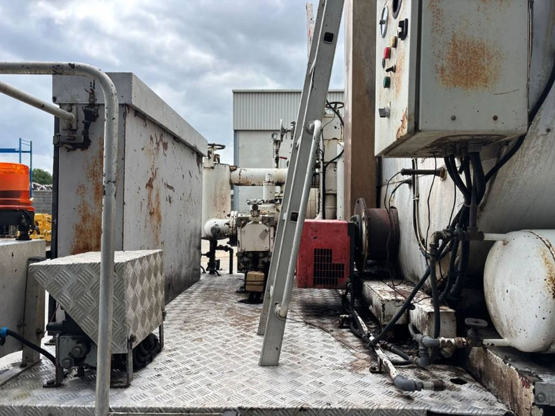 Bitumenspritzmaschine Für die Beförderung von Bitumen Renault Rincheval - 9.000 Liter: das Bild 17