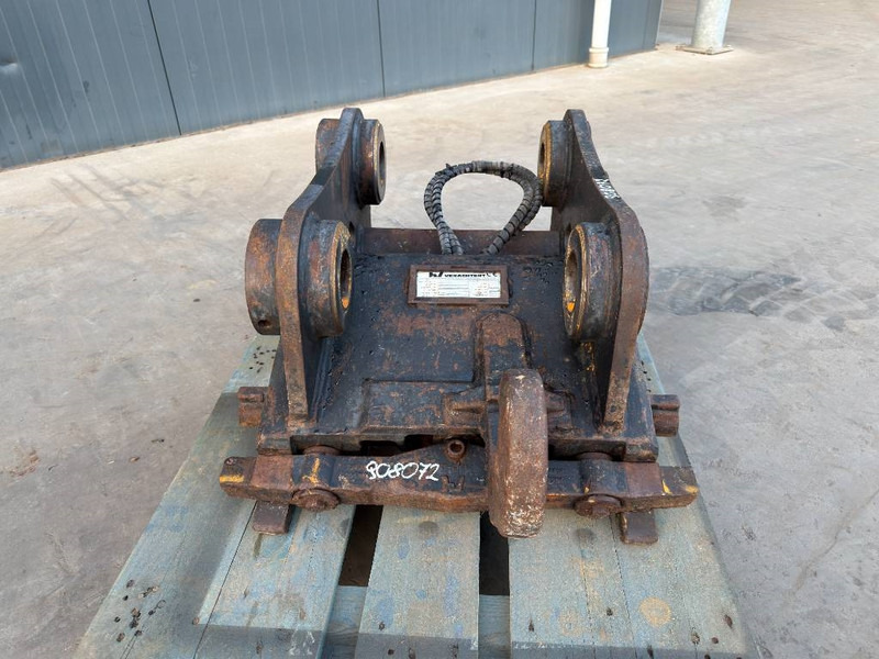 Verachtert CW40 - 323D - Schnellwechsler für Baumaschine: das Bild 2 Verachtert CW40 - 323D - Schnellwechsler für Baumaschine: das Bild 2