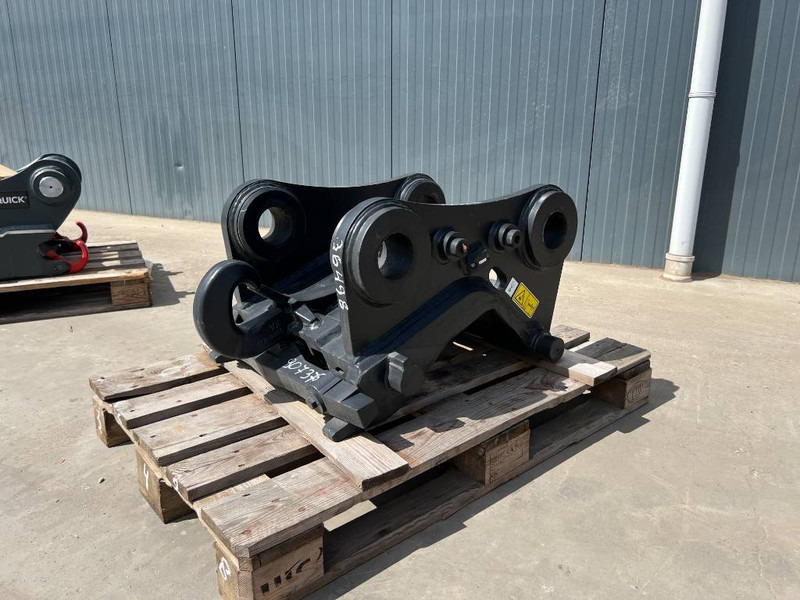 Verachtert CW40 - 329E - Schnellwechsler für Baumaschine: das Bild 1 Verachtert CW40 - 329E - Schnellwechsler für Baumaschine: das Bild 1