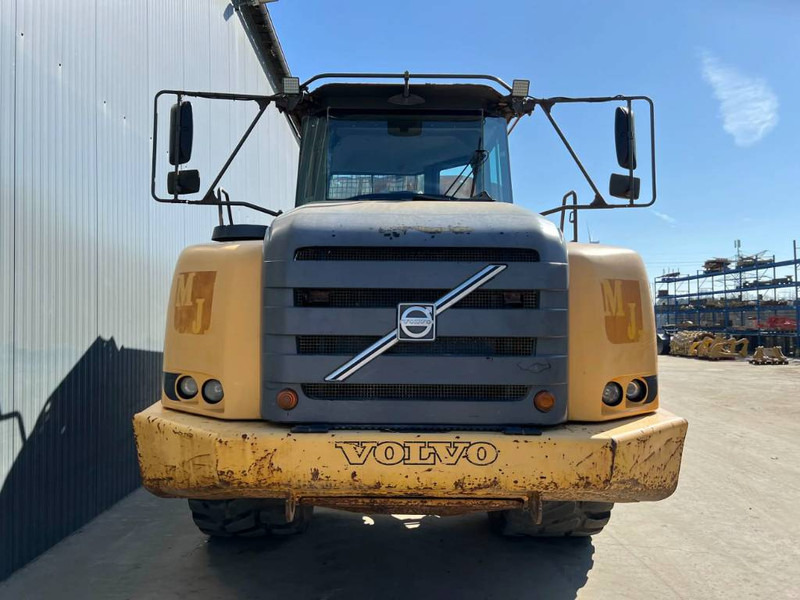 Knickgelenkter Dumper Volvo A 30 E: das Bild 11