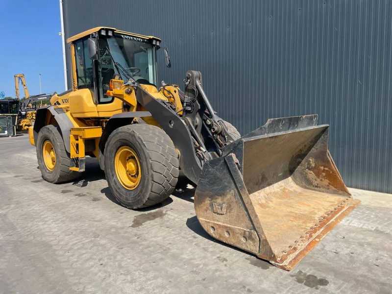 Volvo L90F - 3rd valve - Radlader: das Bild 3 Volvo L90F - 3rd valve - Radlader: das Bild 3