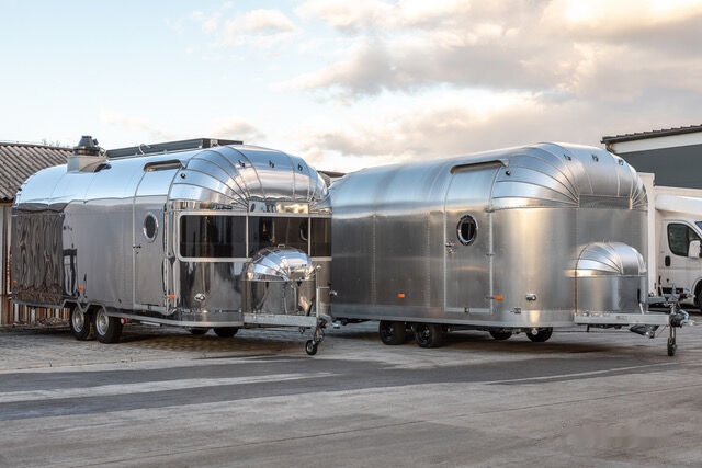 Airstream Catering Trailer | IN STOCK - Verkaufsanhänger: das Bild 1 Airstream Catering Trailer | IN STOCK - Verkaufsanhänger: das Bild 1