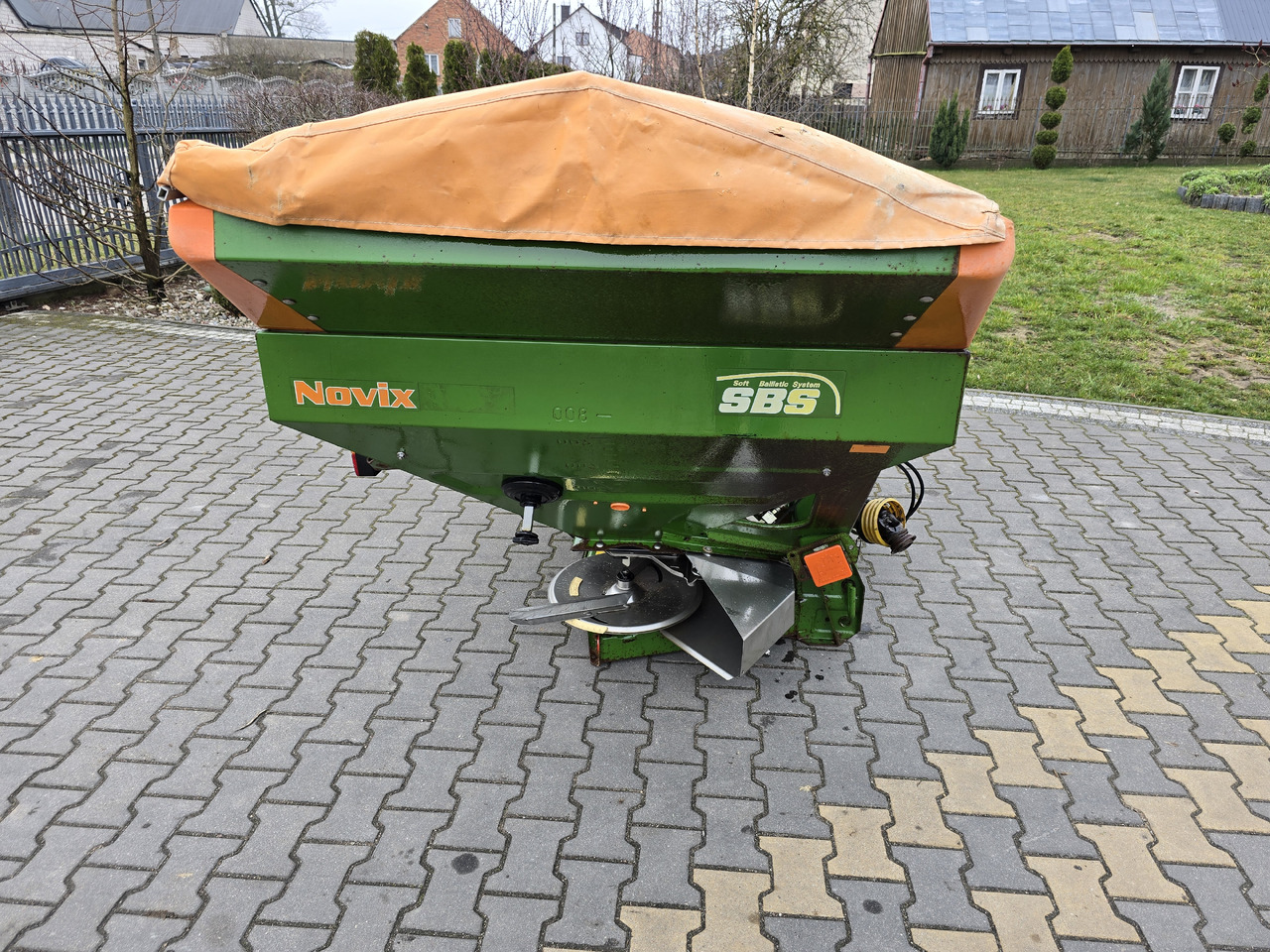 Düngerstreuer AMZONE ZA-M Novix ZA-M 1200 + nadstawka 1000 L: das Bild 1