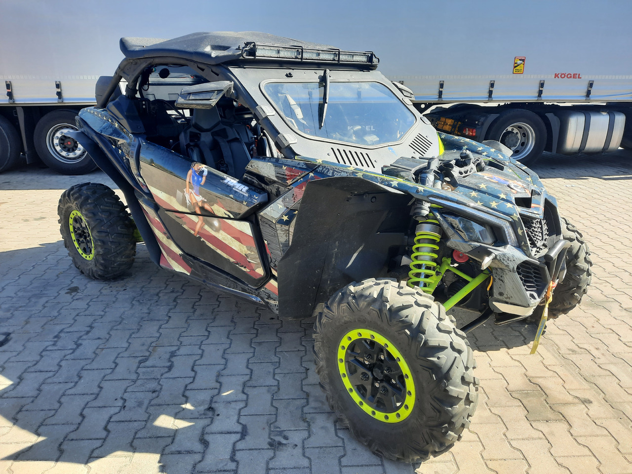 CAN-AM Maverick X3 XDS z homologacją - Quad: das Bild 3 CAN-AM Maverick X3 XDS z homologacją - Quad: das Bild 3