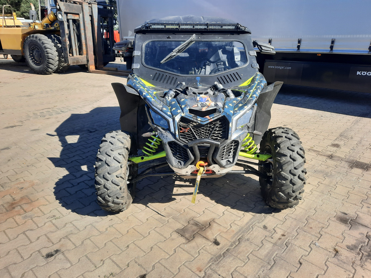 CAN-AM Maverick X3 XDS z homologacją - Quad: das Bild 4 CAN-AM Maverick X3 XDS z homologacją - Quad: das Bild 4